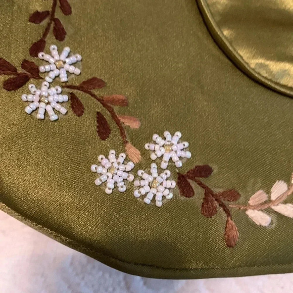 NWOT  Beaded hand bag - Picture 9 of 13